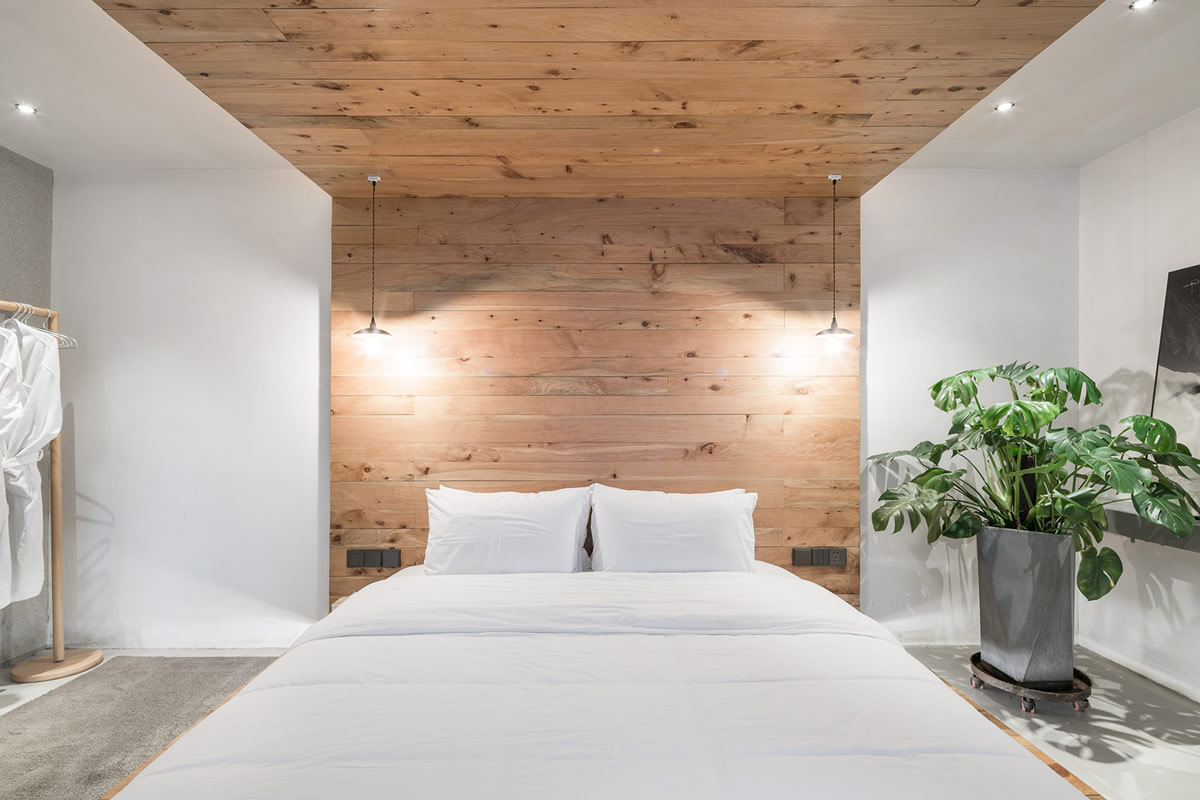 原生態(tài)素色風格民宿客房裝修設計(圖1) 原生態(tài)素色風格民宿客房裝修設計(圖1)