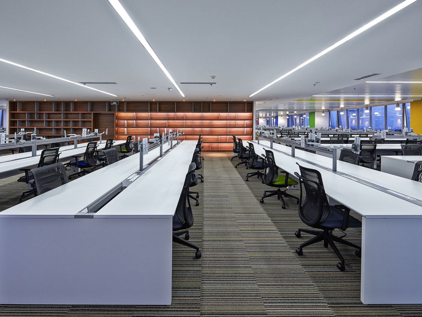 滁州1200㎡現(xiàn)代簡約辦公室裝修設(shè)計項目(圖3) 創(chuàng)意辦公 (10) 副本.jpg